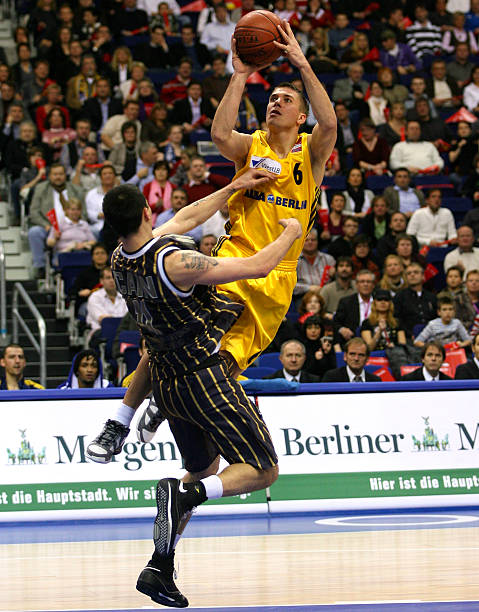 内承担起精 内承担起精