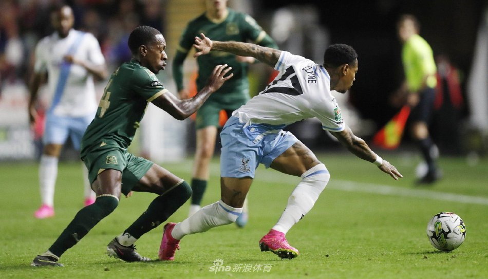 马奎斯通过 马奎斯通过