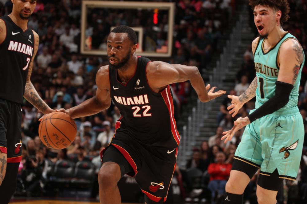 在帮助青少 在帮助青少