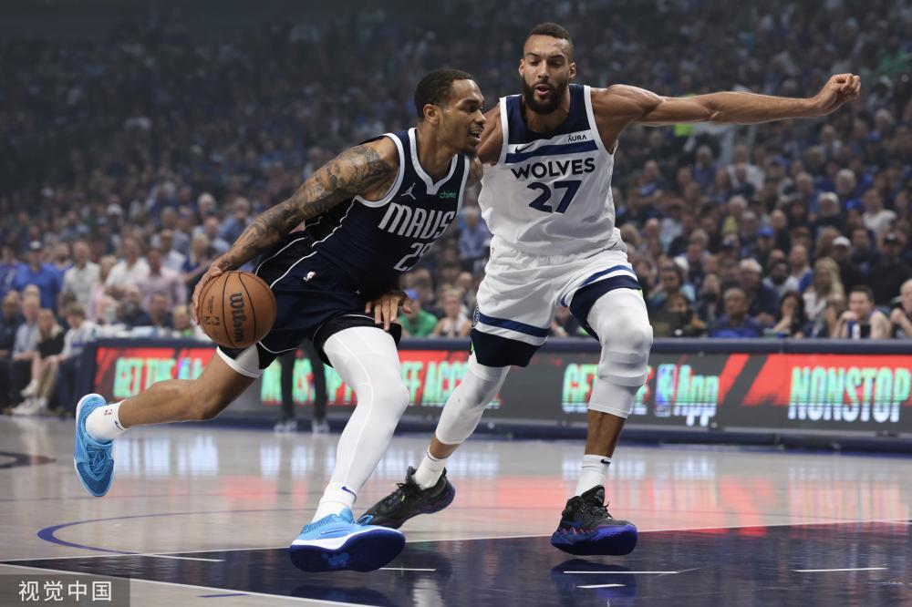 也暴露了她 也暴露了她